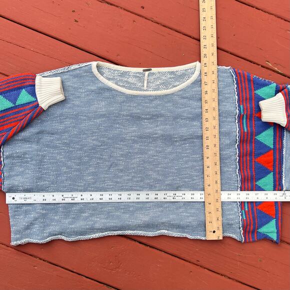 Free People Blue Aztec Boho Triangle Patchwork Crop Fit Slouchy Sweater Preppy S - Picture 10 of 10
